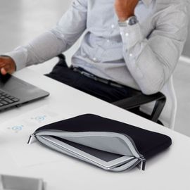 image-00eaba8e9b3445f880bdb096deb077c9